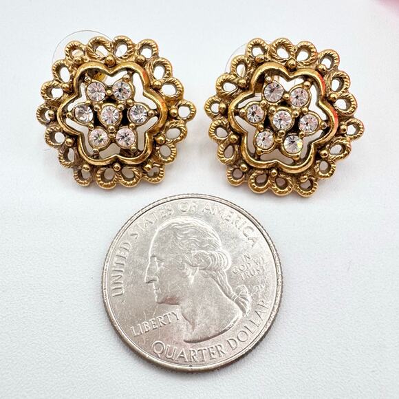 Vintage 1928 Crystal Rhinestone Filigree Lace Openwork Romantic Stud Earrings - Picture 8 of 9